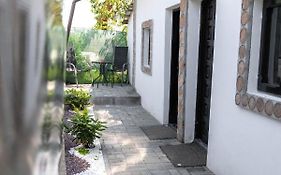La Fanar Guesthouse